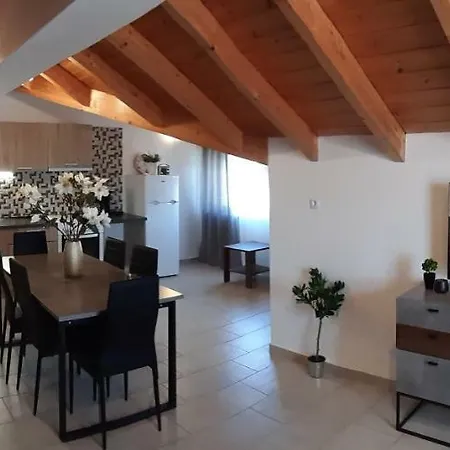 Skala Pearls Sofita *